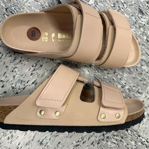 Birkenstock Dual-Strap Sandals in Nude sz 8/39
Brand New with tags